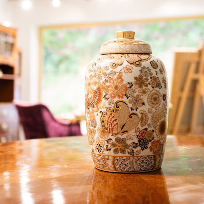 Satsuma Deckelvase